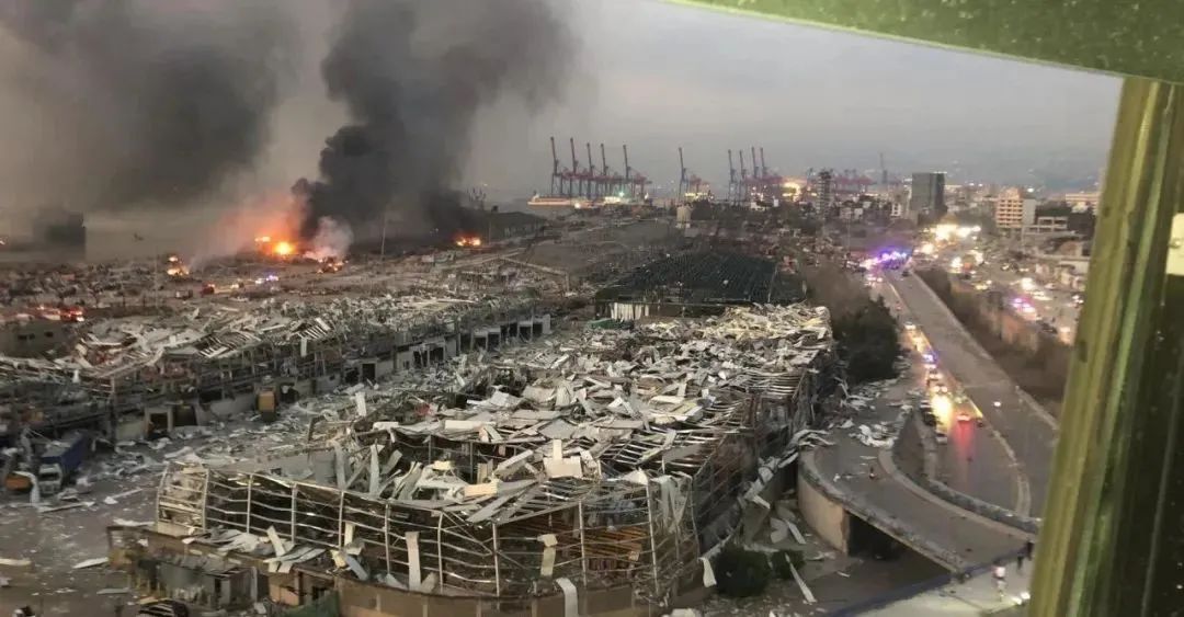 以军夜袭黎巴嫩首都，大爆炸背后的深度解析